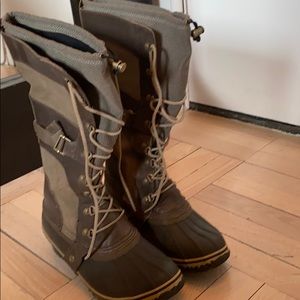 Sorel snow boots
